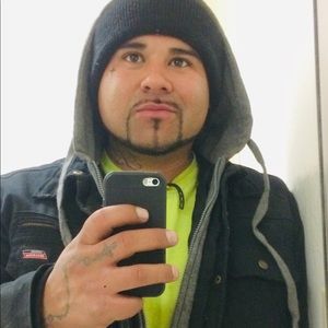 Meet your Posher, Alvaro